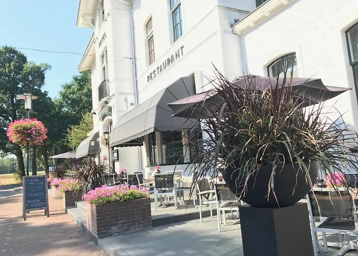 阿芬汉普郡酒店 4*