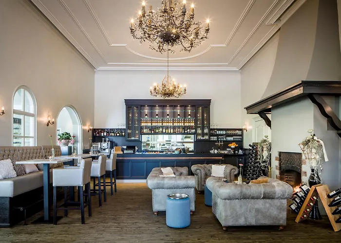 阿芬汉普郡酒店 4*